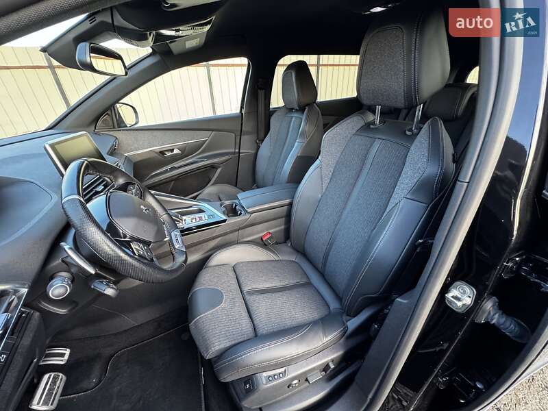 Внедорожник / Кроссовер Peugeot 5008 2020 в Луцке