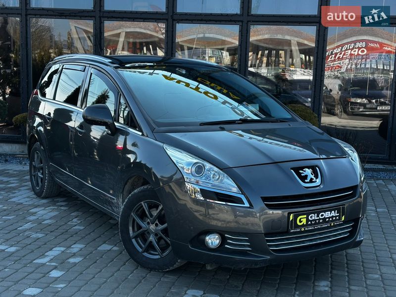Микровэн Peugeot 5008 2010 в Львове