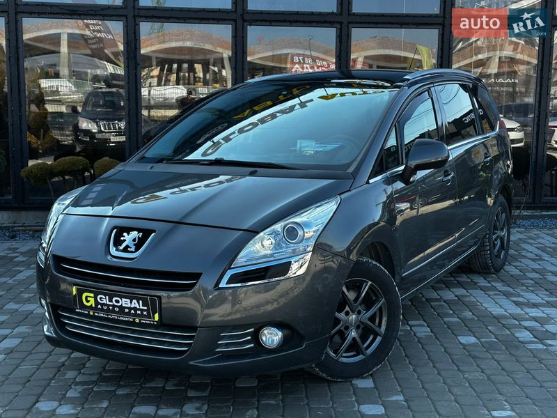 Микровэн Peugeot 5008 2010 в Львове