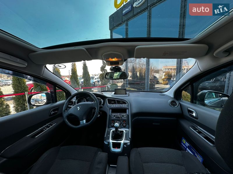 Микровэн Peugeot 5008 2010 в Львове