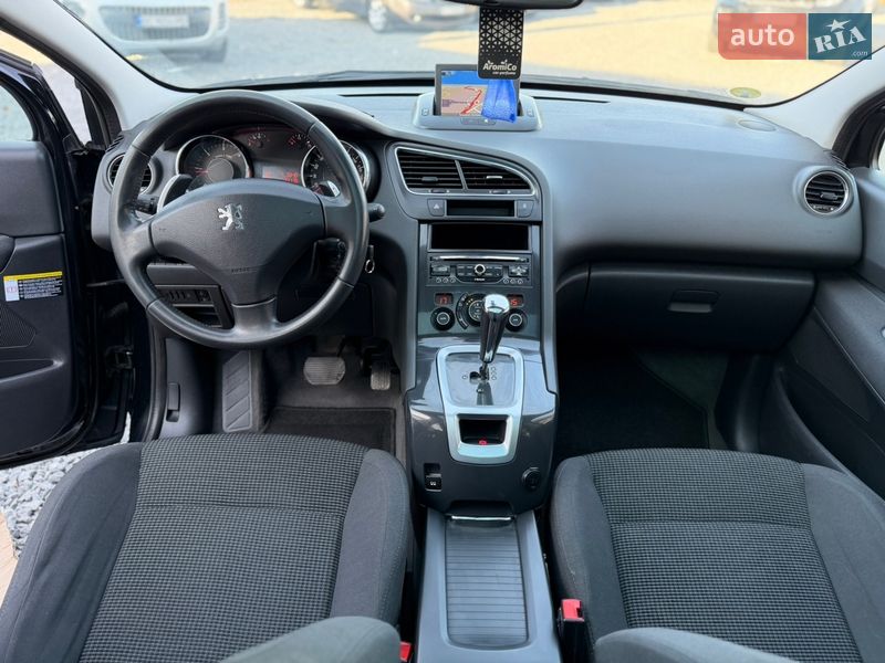 Микровэн Peugeot 5008 2013 в Стрые