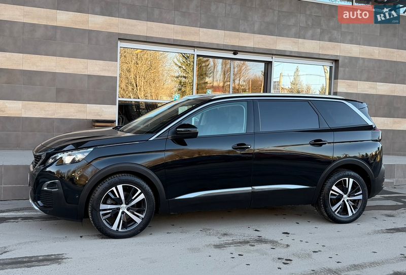 Внедорожник / Кроссовер Peugeot 5008 2019 в Тернополе