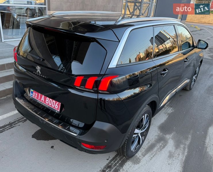 Внедорожник / Кроссовер Peugeot 5008 2019 в Тернополе