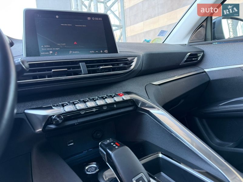 Внедорожник / Кроссовер Peugeot 5008 2019 в Тернополе