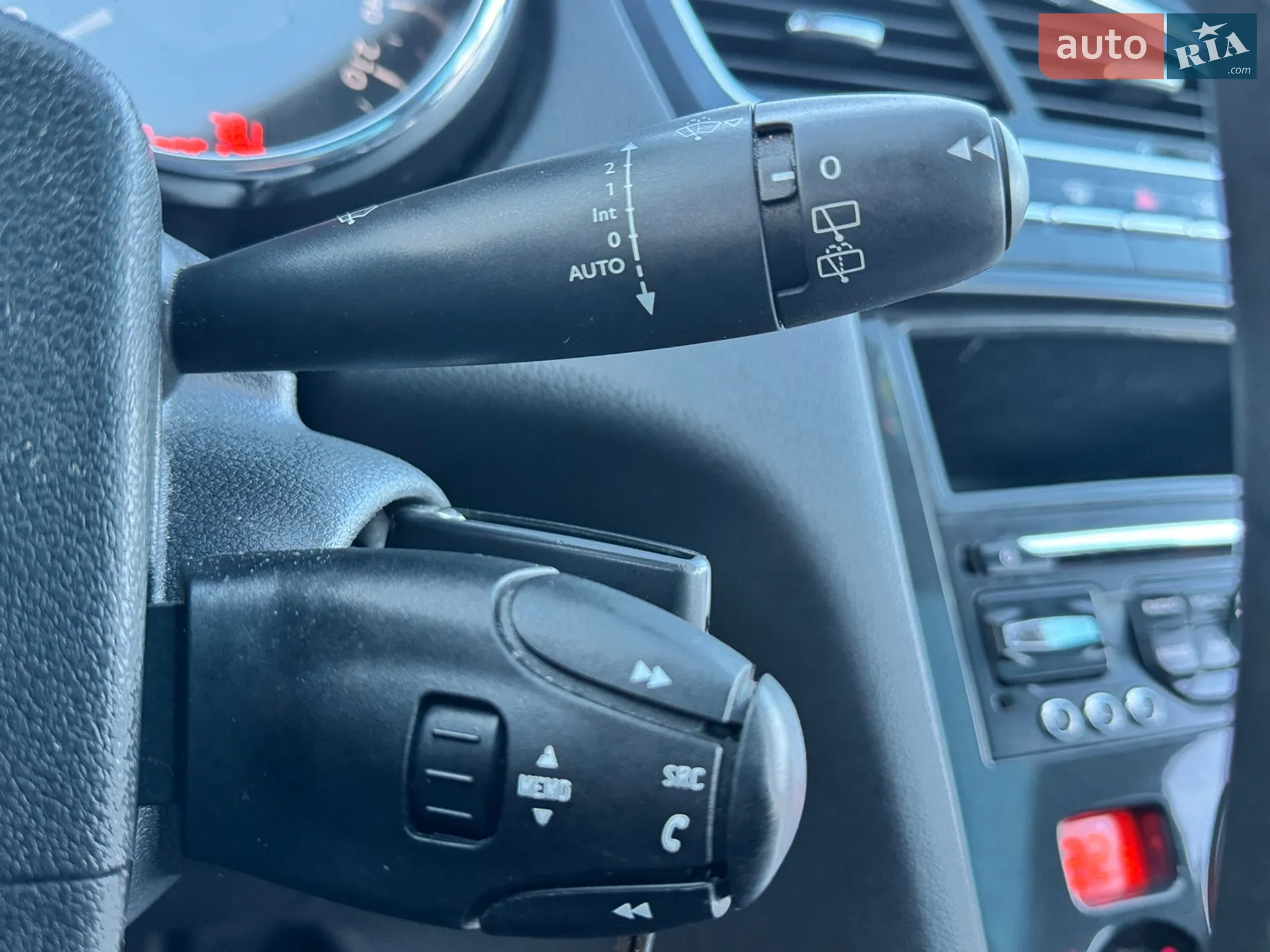 2015 Peugeot 5008 - мініатюра 18
