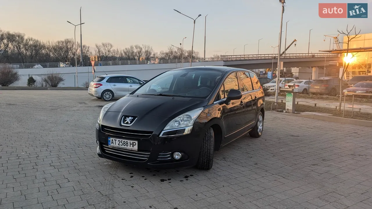 2010 Peugeot 5008 - мініатюра 16