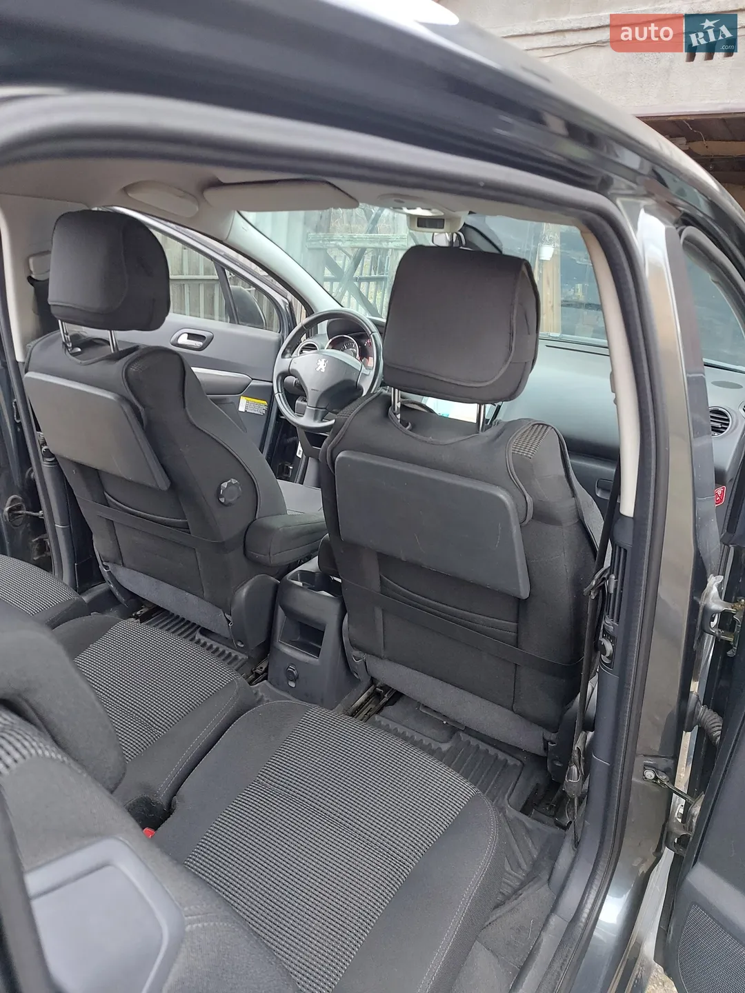 2010 Peugeot 5008 - мініатюра 8