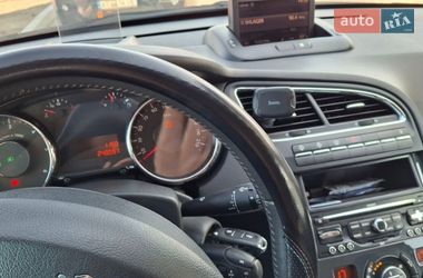 Мікровен Peugeot 5008 2011 в Жовкві