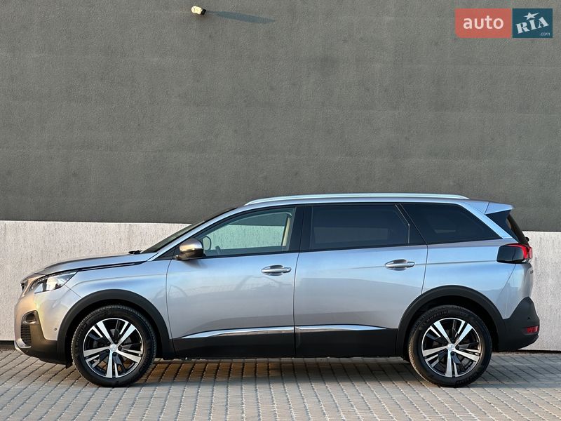 Внедорожник / Кроссовер Peugeot 5008 2020 в Тернополе