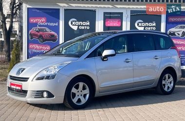 Микровэн Peugeot 5008 2010 в Львове