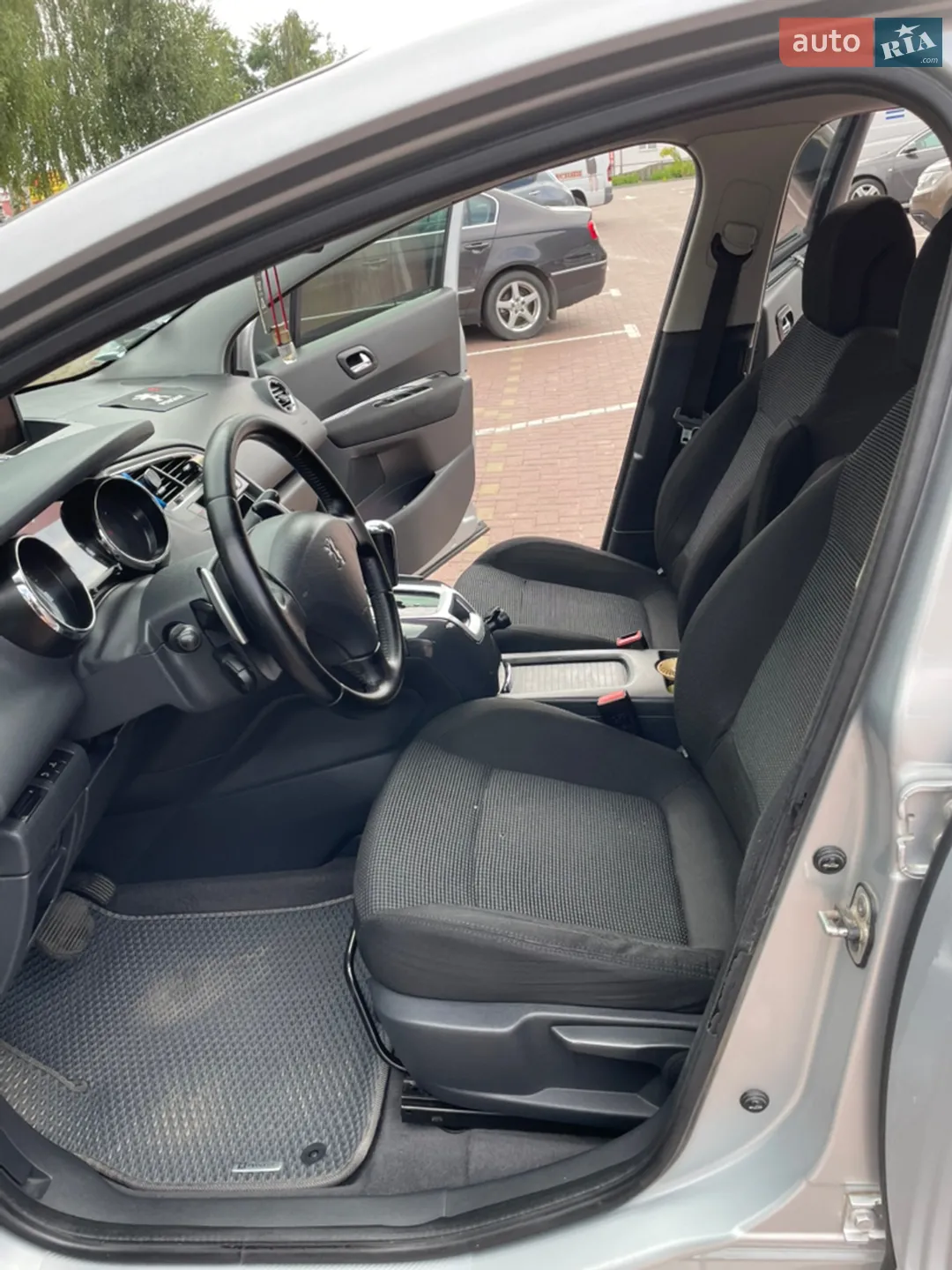 2010 Peugeot 5008 - мініатюра 14