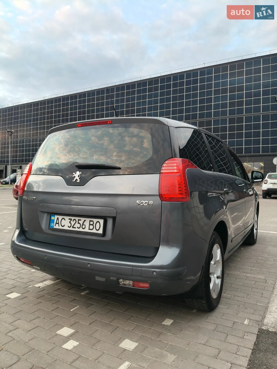 2011 Peugeot 5008 - мініатюра 24