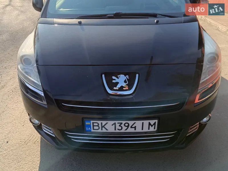 Peugeot 5008