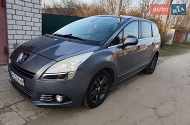 Микровэн Peugeot 5008 2011 в Бердичеве