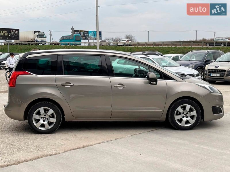 Микровэн Peugeot 5008 2014 в Львове фото 12 Микровэн Peugeot 5008 2014 в Львове
