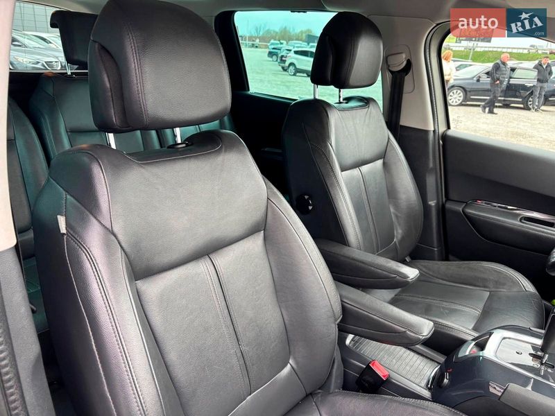 Микровэн Peugeot 5008 2014 в Львове фото 41 Микровэн Peugeot 5008 2014 в Львове