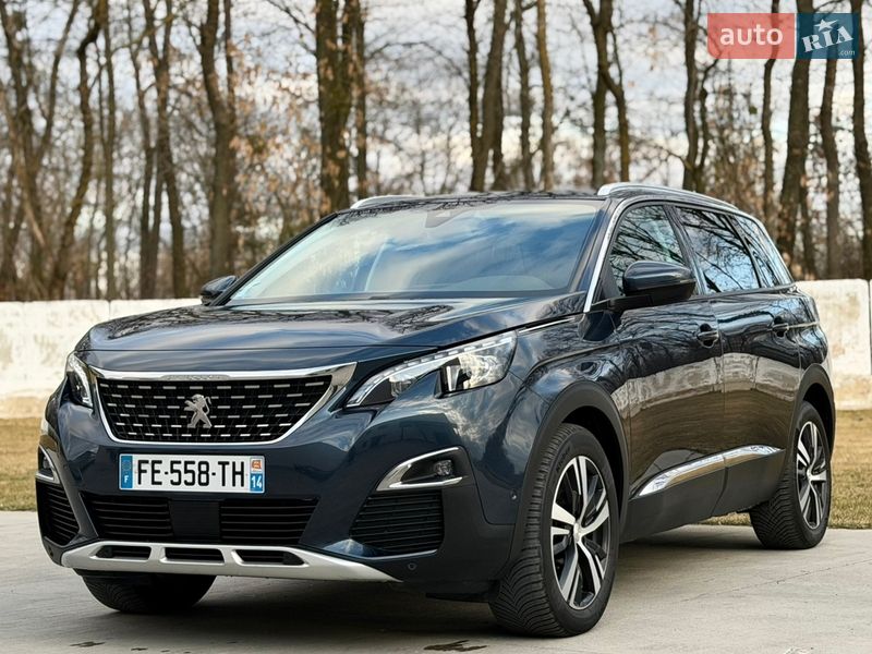 Внедорожник / Кроссовер Peugeot 5008 2019 в Луцке