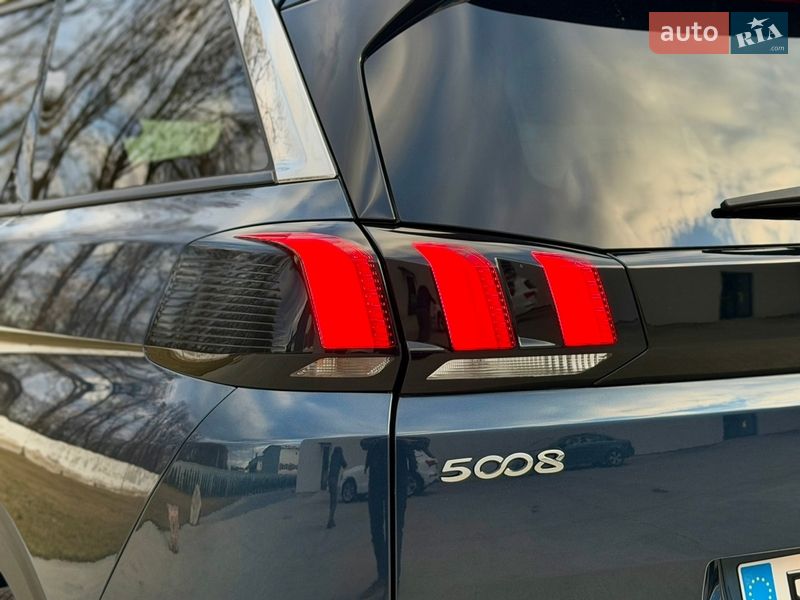 Внедорожник / Кроссовер Peugeot 5008 2019 в Луцке