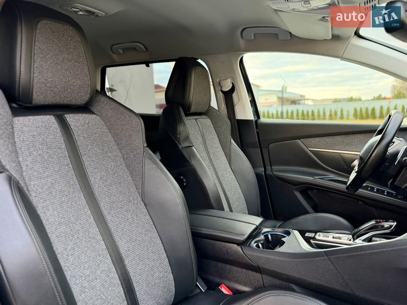 Внедорожник / Кроссовер Peugeot 5008 2019 в Луцке