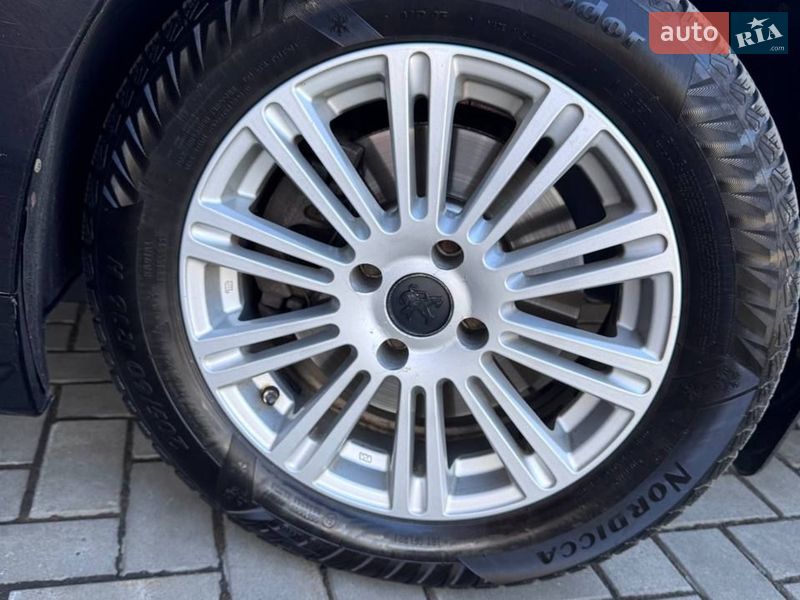 Микровэн Peugeot 5008 2010 в Луцке