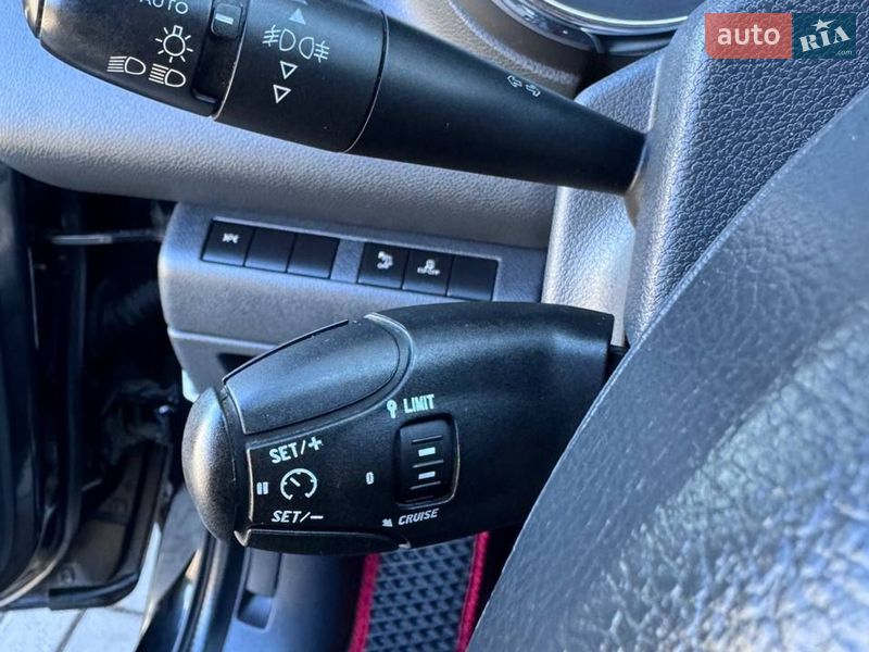 Микровэн Peugeot 5008 2010 в Луцке