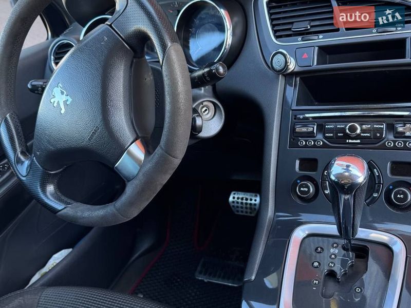 Микровэн Peugeot 5008 2010 в Луцке