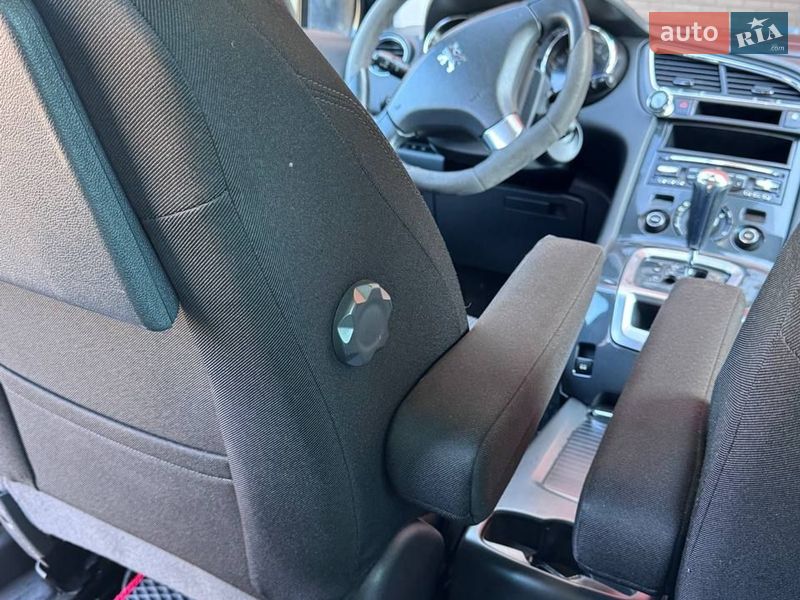 Микровэн Peugeot 5008 2010 в Луцке