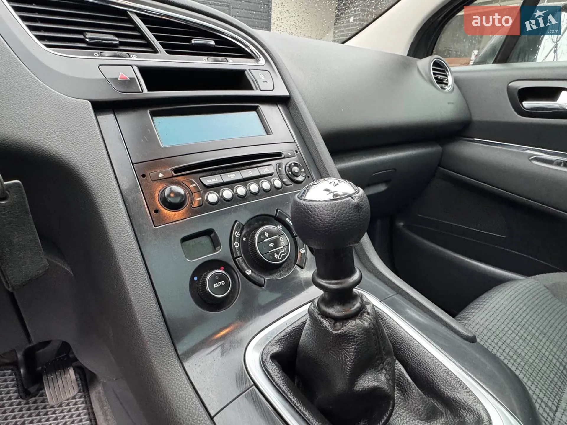 2013 Peugeot 5008 - мініатюра 5
