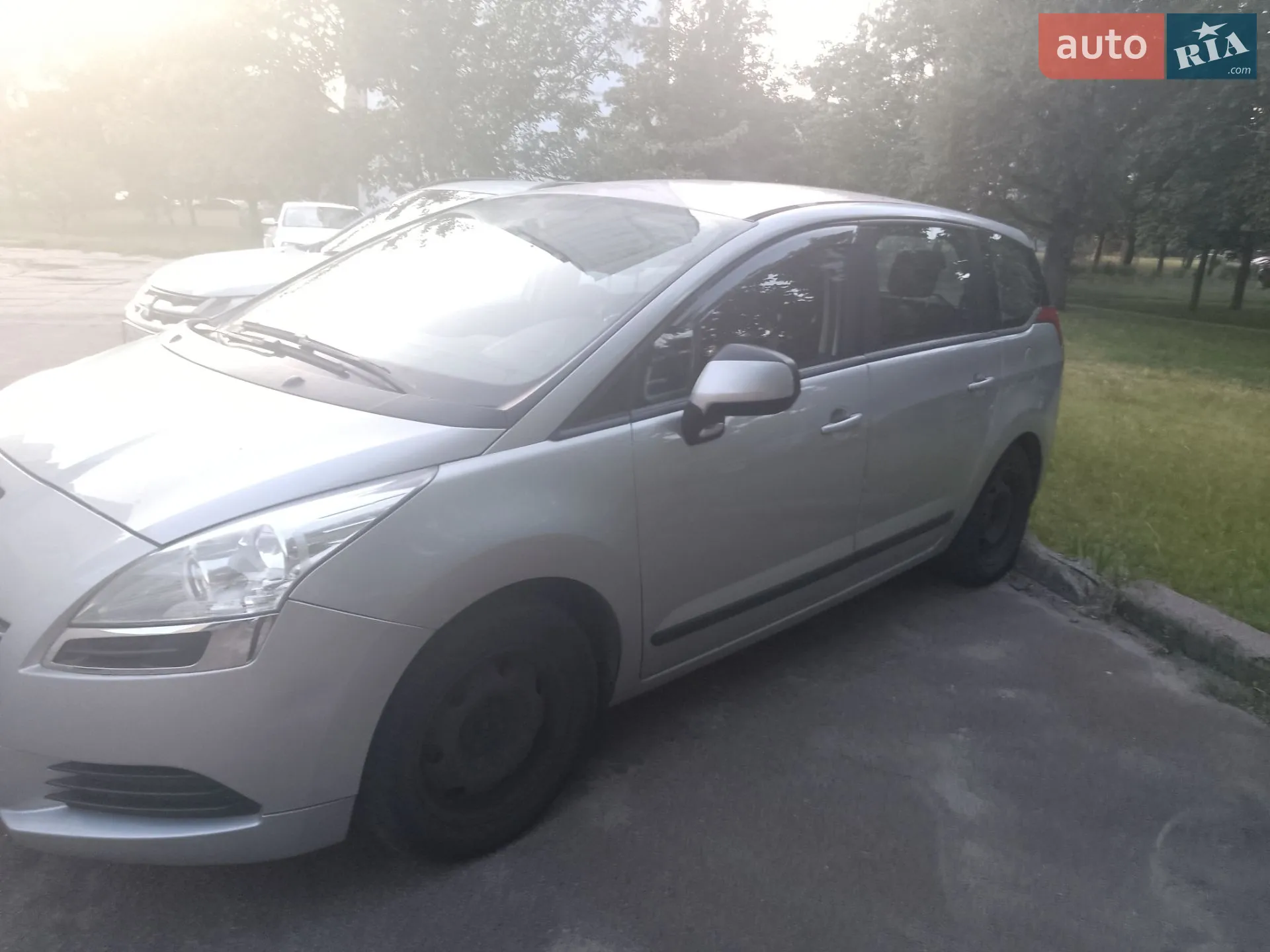 2010 Peugeot 5008 - мініатюра 3
