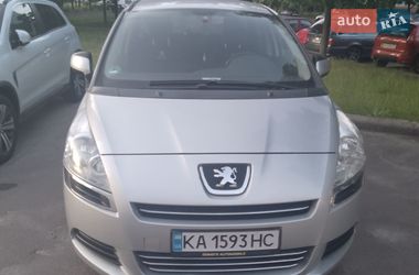 Микровэн Peugeot 5008 2010 в Киеве