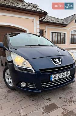 Мікровен Peugeot 5008 2011 в Трускавці