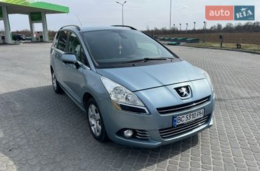 Микровэн Peugeot 5008 2011 в Стрые