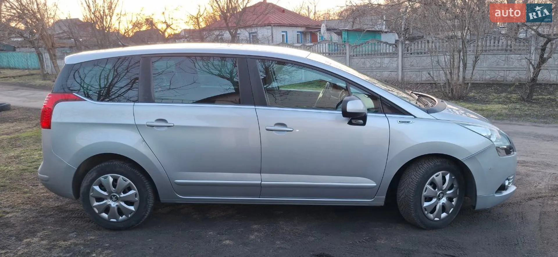 2011 Peugeot 5008 - мініатюра 5