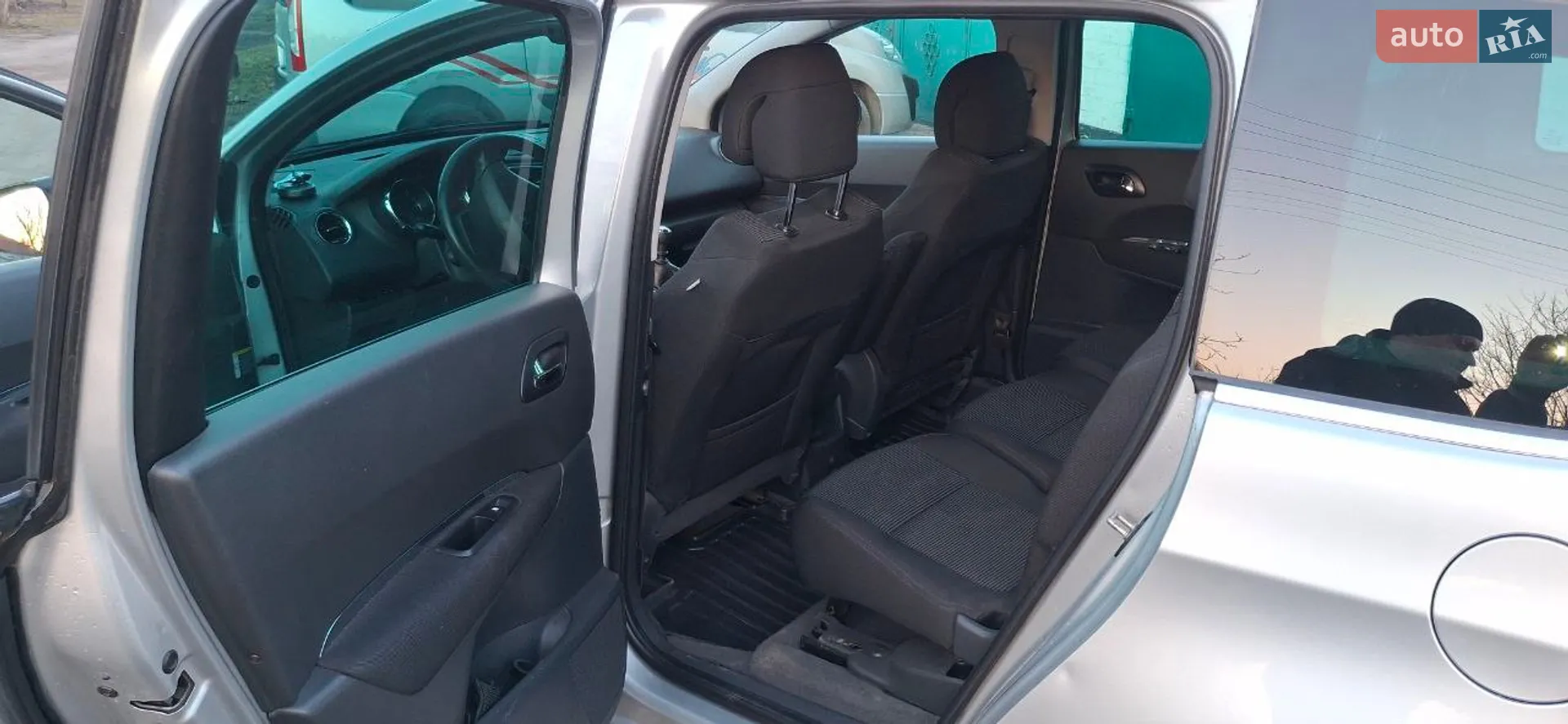 2011 Peugeot 5008 - мініатюра 11