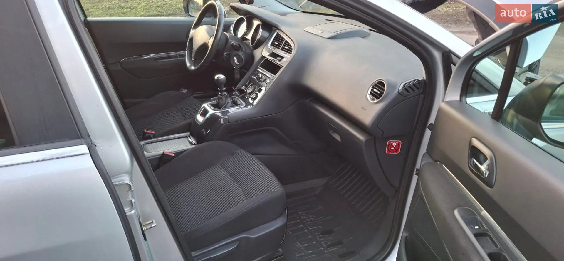 2011 Peugeot 5008 - мініатюра 19