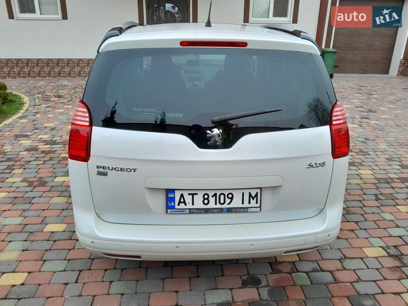 Микровэн Peugeot 5008 2013 в Калуше