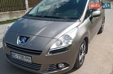 Мікровен Peugeot 5008 2010 в Старому Самборі