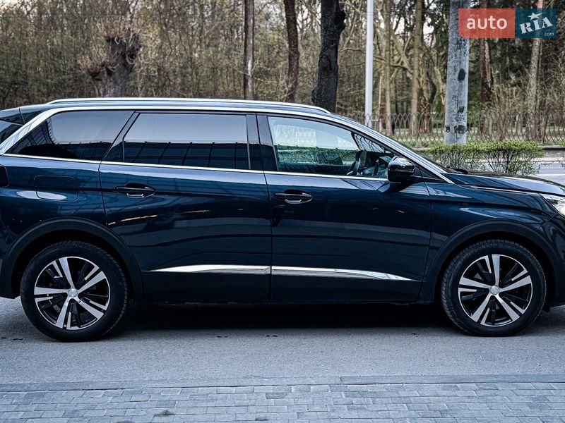 Позашляховик / Кросовер Peugeot 5008 2018 в Львові