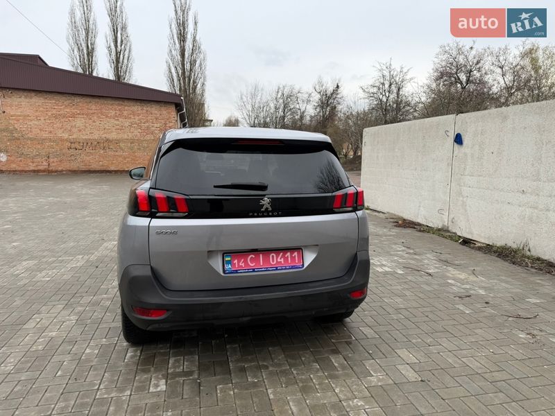 Позашляховик / Кросовер Peugeot 5008 2020 в Черкасах