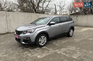 Внедорожник / Кроссовер Peugeot 5008 2020 в Черкассах