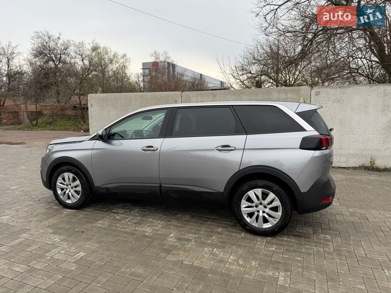 Позашляховик / Кросовер Peugeot 5008 2020 в Черкасах