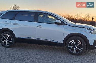 Позашляховик / Кросовер Peugeot 5008 2017 в Львові