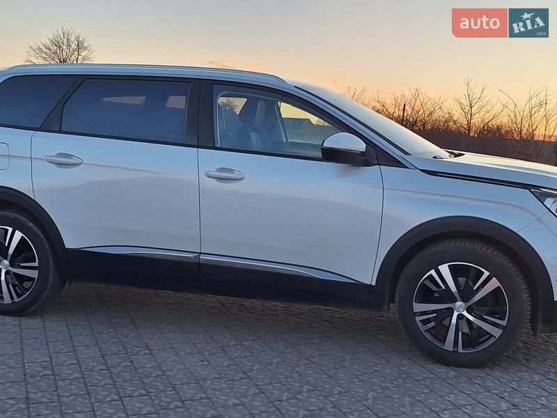 Внедорожник / Кроссовер Peugeot 5008 2017 в Львове фото 2 Внедорожник / Кроссовер Peugeot 5008 2017 в Львове