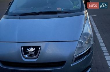 Микровэн Peugeot 5008 2009 в Киеве