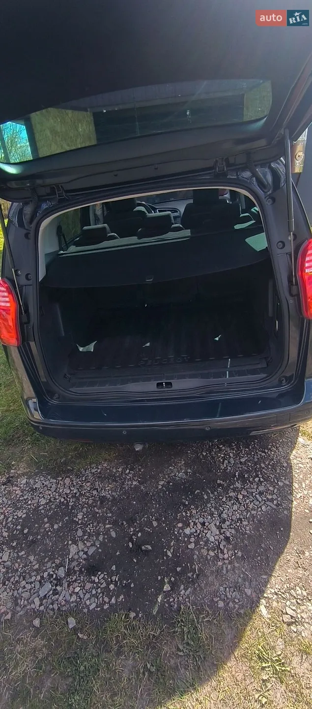 2011 Peugeot 5008 - мініатюра 5