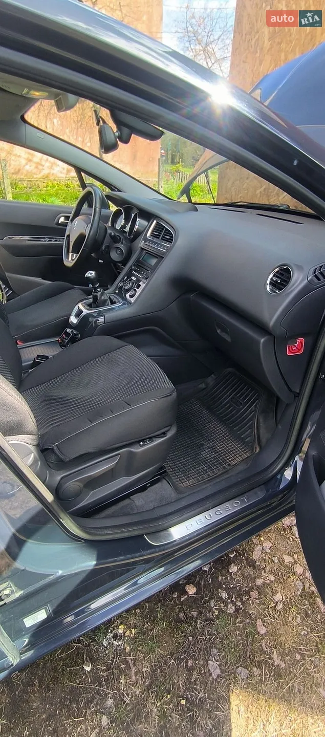 2011 Peugeot 5008 - мініатюра 8