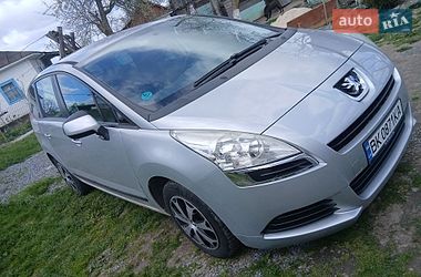 Мікровен Peugeot 5008 2010 в Рівному