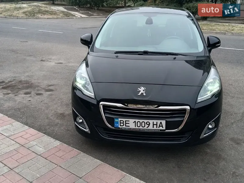 Peugeot 5008