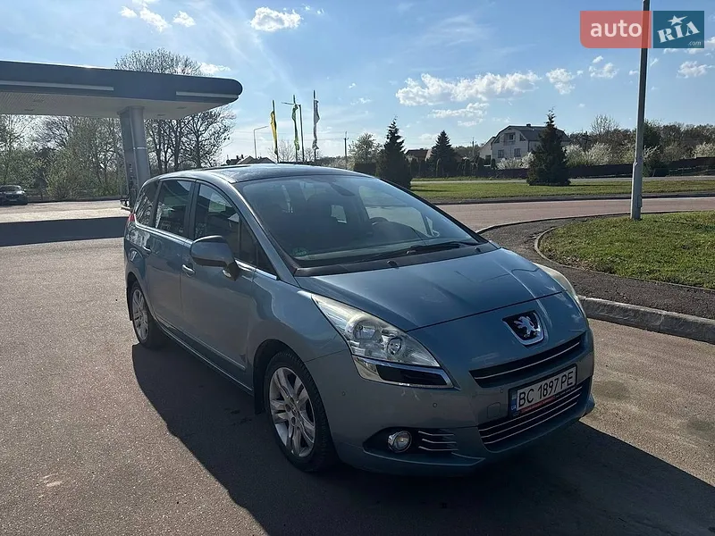 Peugeot 5008