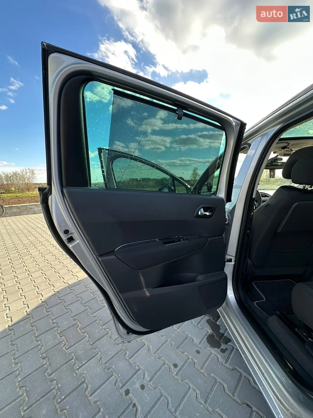 2012 Peugeot 5008 - мініатюра 15
